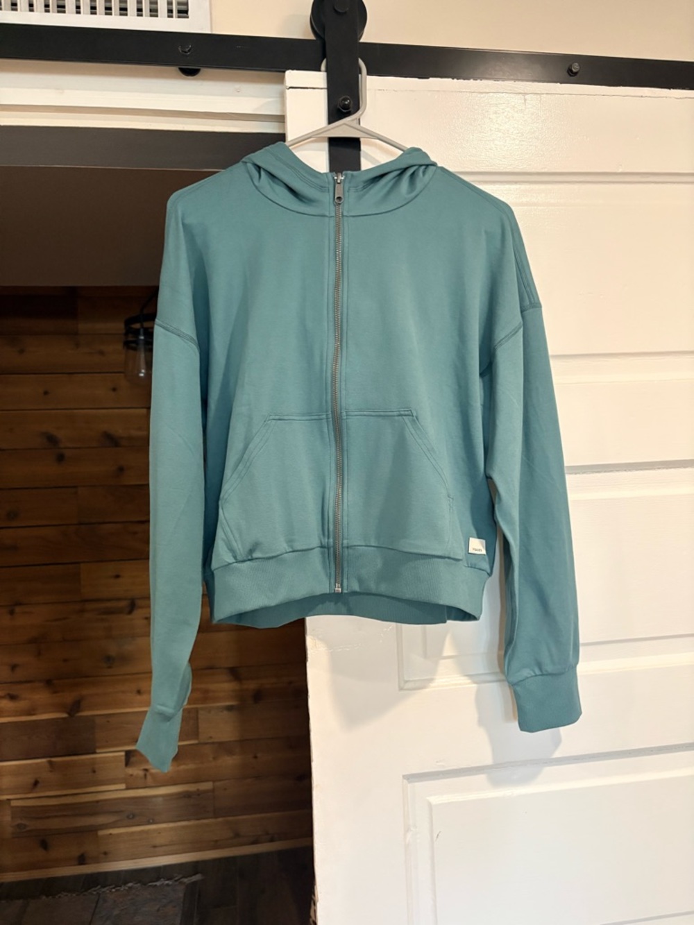 Vuori full zip